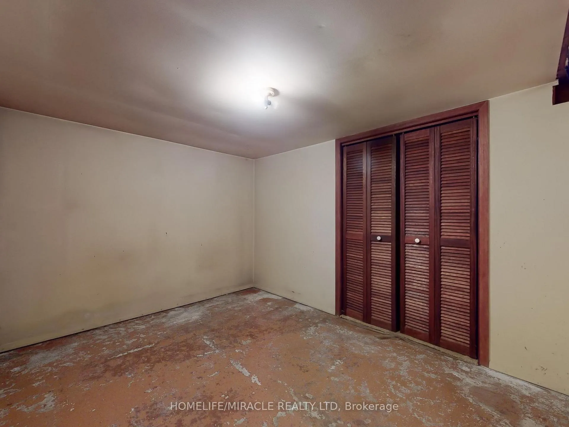 Photo 21 of 912 Reytan Boulevard, Pickering, Bay Ridges — HOMEH