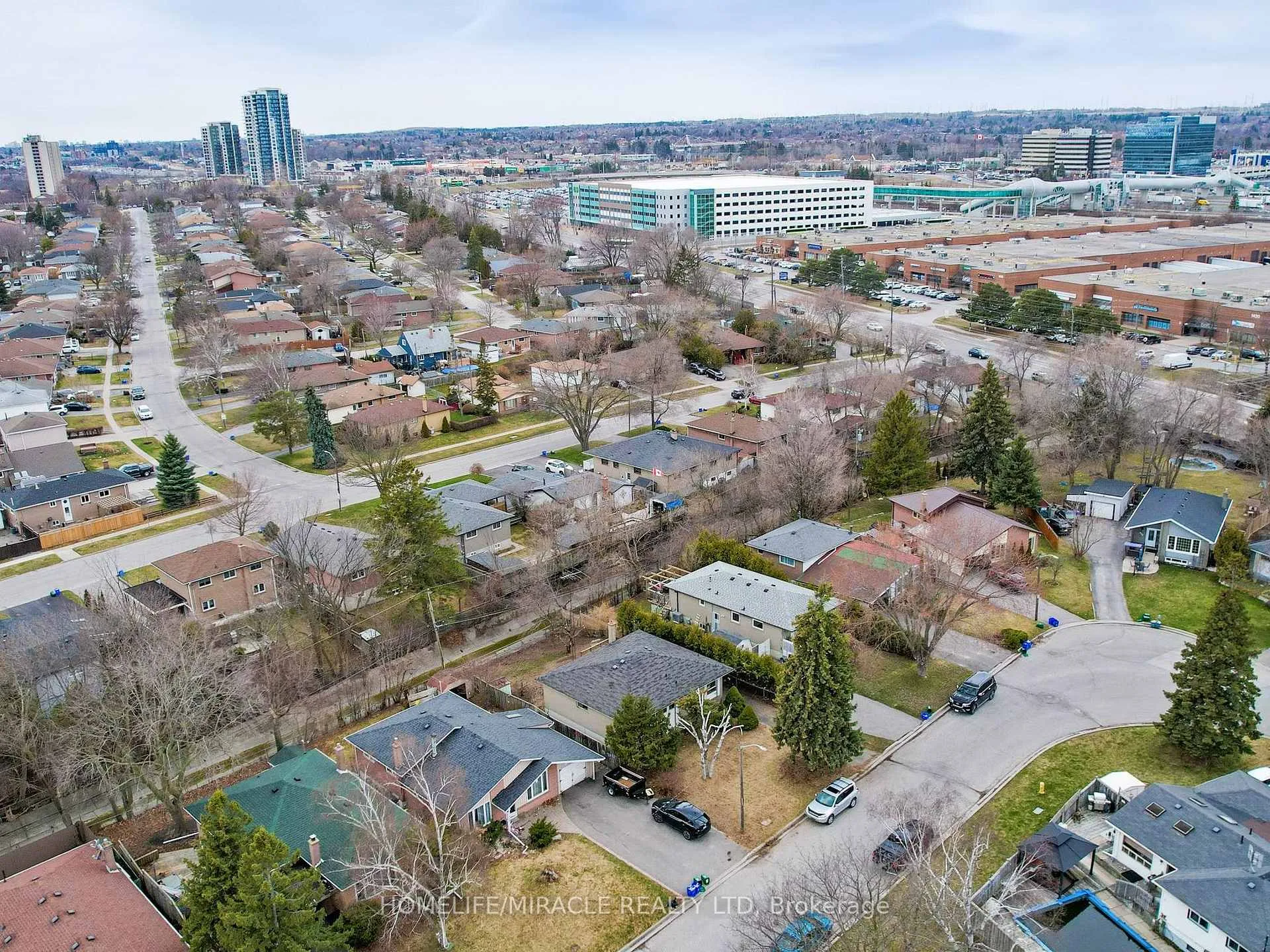 Photo 37 of 912 Reytan Boulevard, Pickering, Bay Ridges — HOMEH