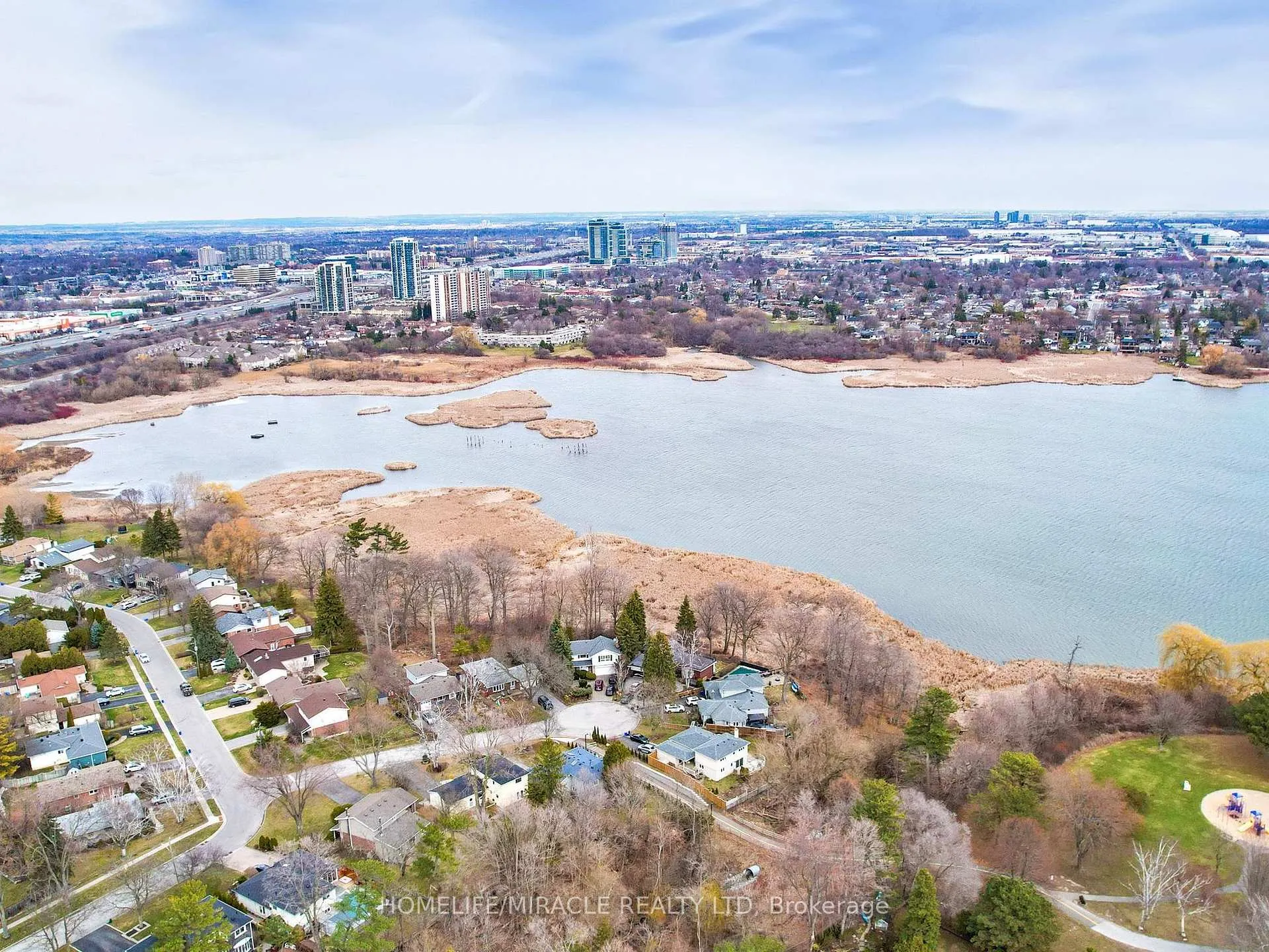 Photo 42 of 912 Reytan Boulevard, Pickering, Bay Ridges — HOMEH