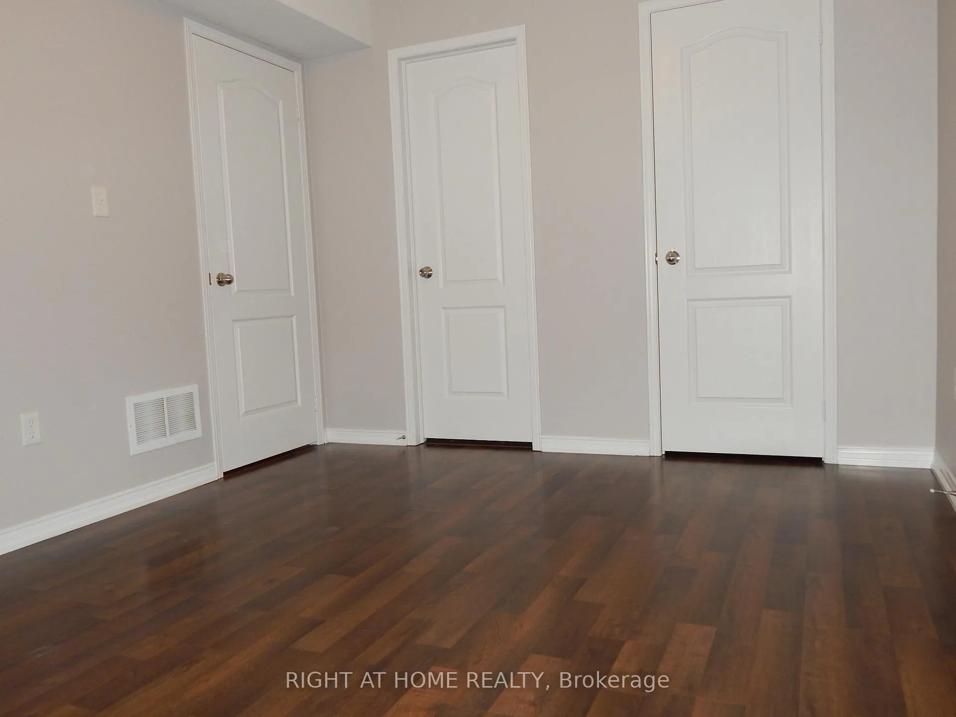 Photo 22 of Unit 12, 2492 Post Road, Oakville, River Oaks — HOMEH