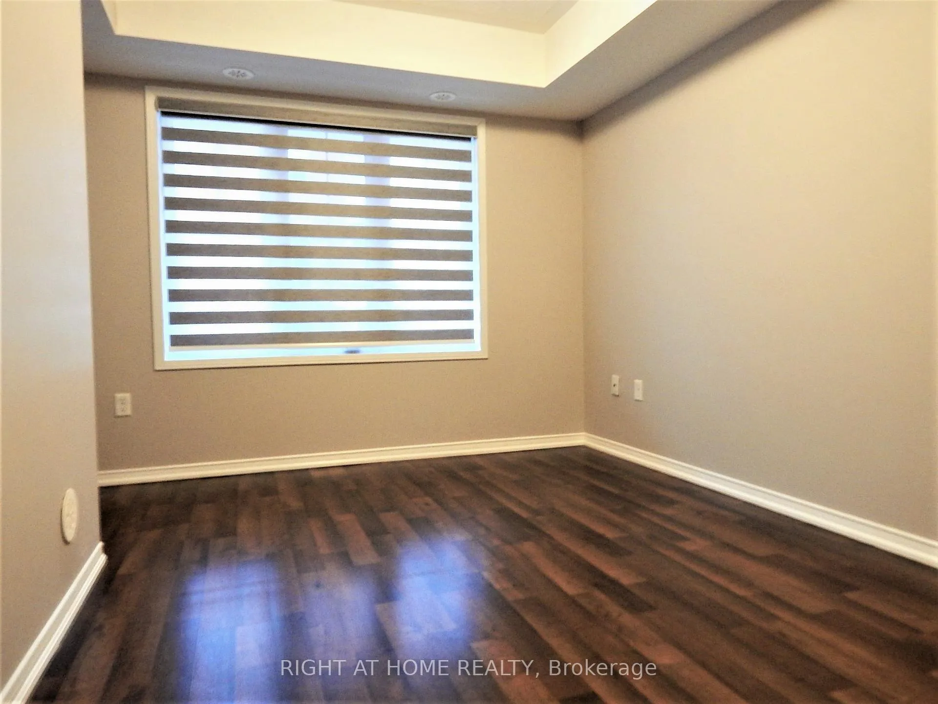 Photo 26 of Unit 12, 2492 Post Road, Oakville, River Oaks — HOMEH
