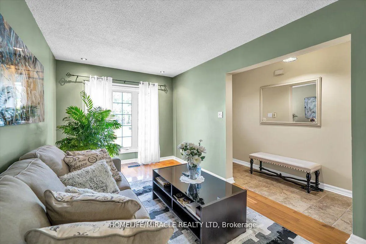 Photo 6 of 56 Fairmeadow Place, Whitby, Blue Grass Meadows — HOMEH