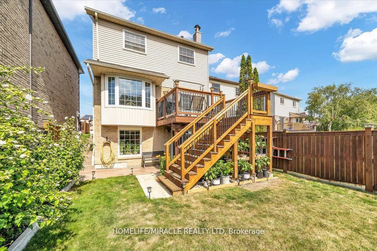 Photo 11 of 56 Fairmeadow Place, Whitby, Blue Grass Meadows — HOMEH