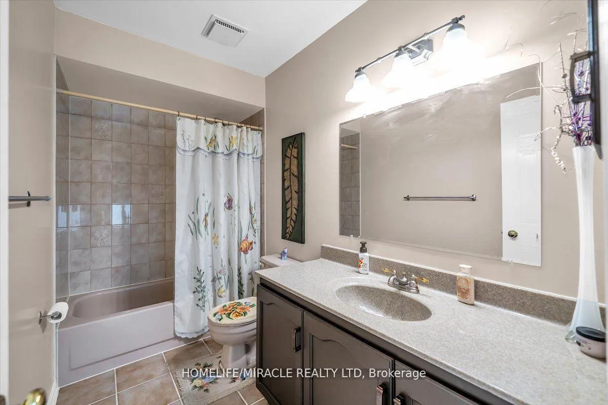 Photo 18 of 56 Fairmeadow Place, Whitby, Blue Grass Meadows — HOMEH