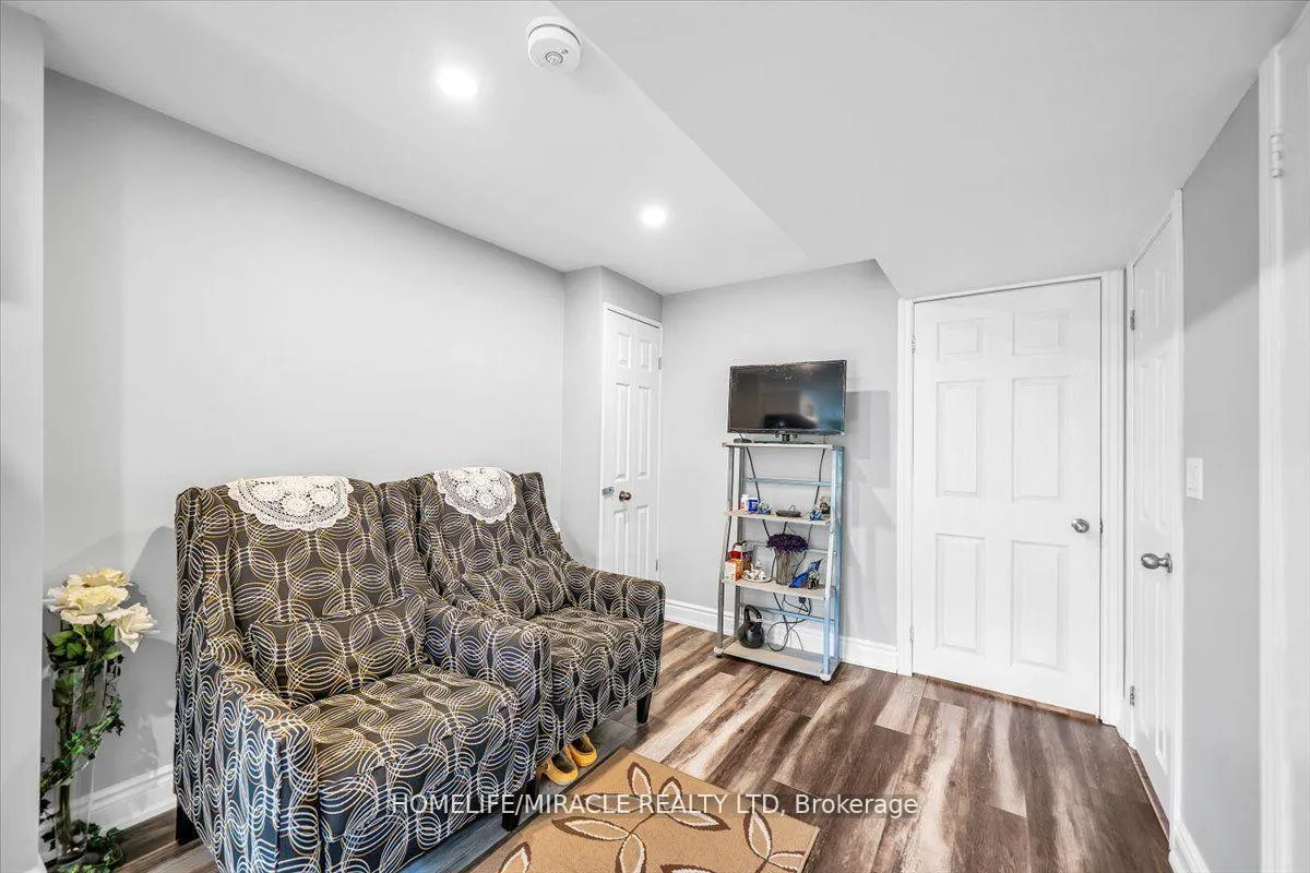 Photo 26 of 56 Fairmeadow Place, Whitby, Blue Grass Meadows — HOMEH