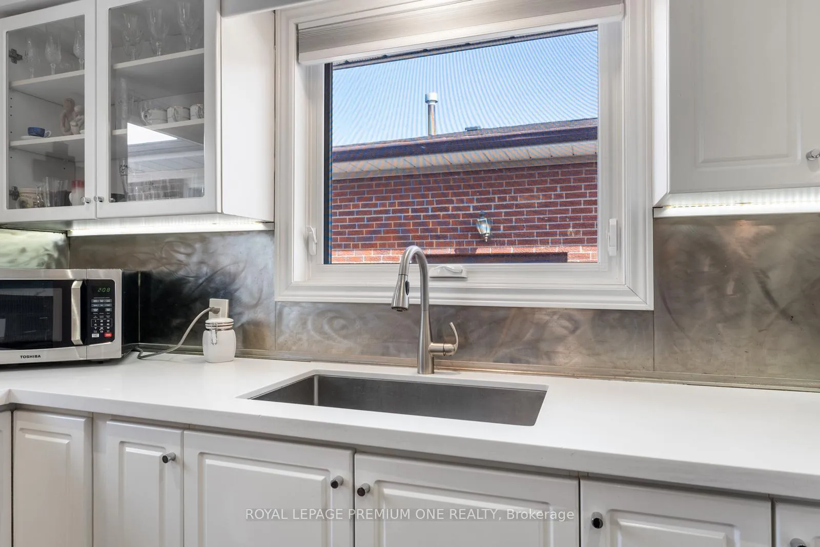 Photo 19 of 18 Northlane Road, Vaughan, West Woodbridge — HOMEH