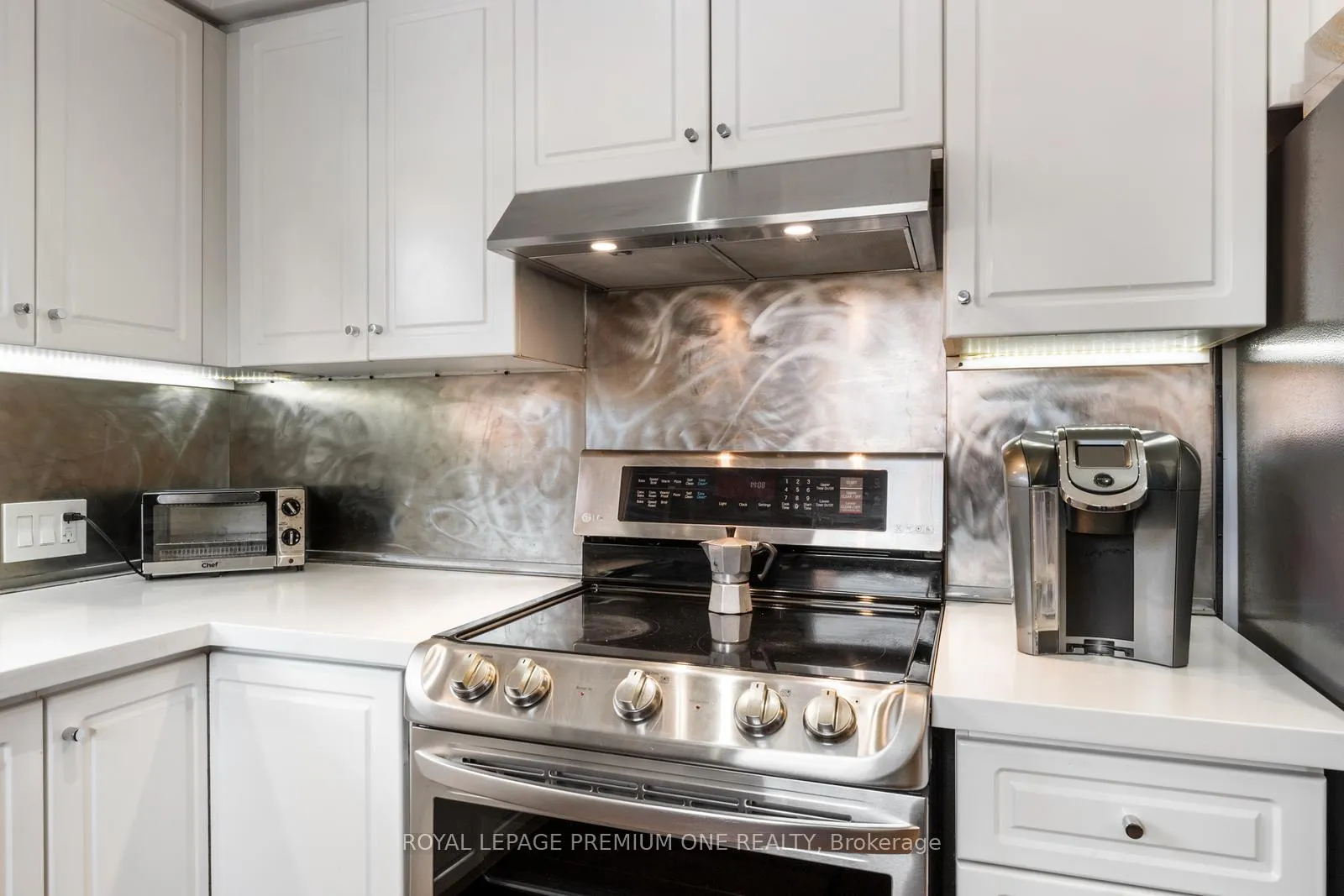 Photo 20 of 18 Northlane Road, Vaughan, West Woodbridge — HOMEH