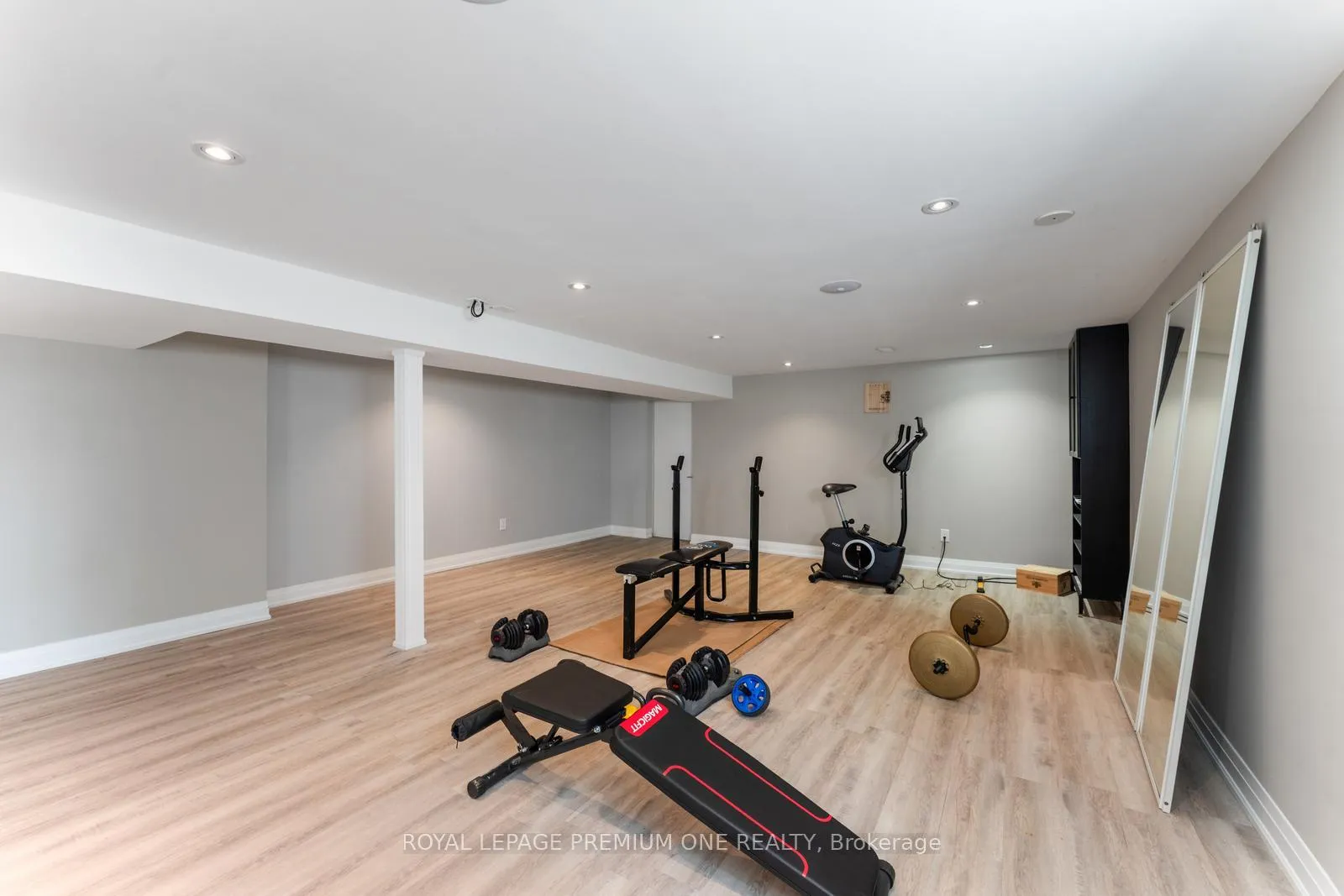 Photo 31 of 18 Northlane Road, Vaughan, West Woodbridge — HOMEH
