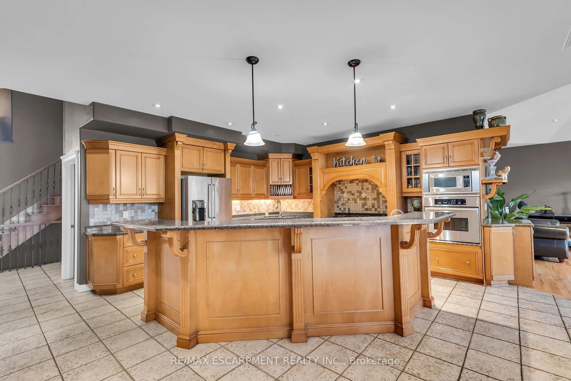 Photo 8 of 1291 Hwy 8, Hamilton, Winona — HOMEH