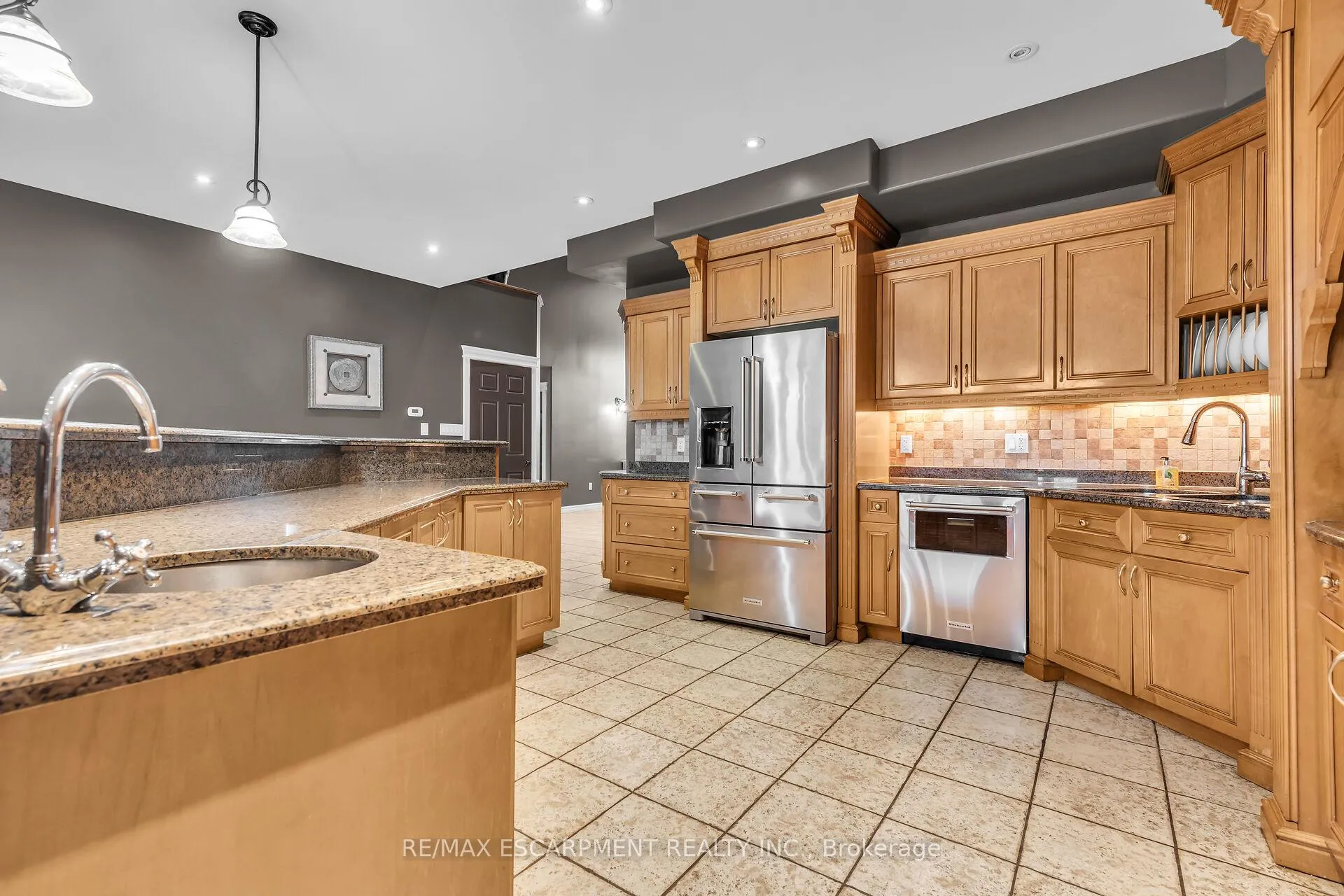 Photo 9 of 1291 Hwy 8, Hamilton, Winona — HOMEH