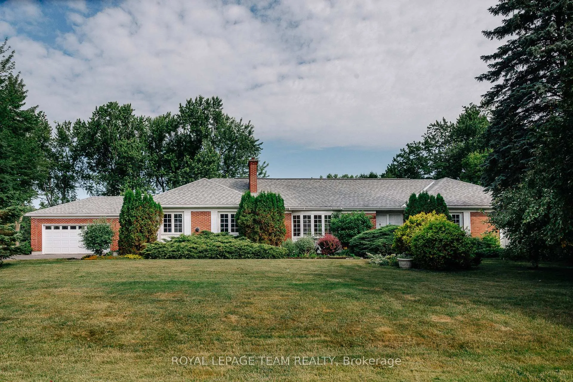 Photo 1 of 1231 Fairway Drive, Ottawa, Manotick South to Roger Stevens — HOMEH