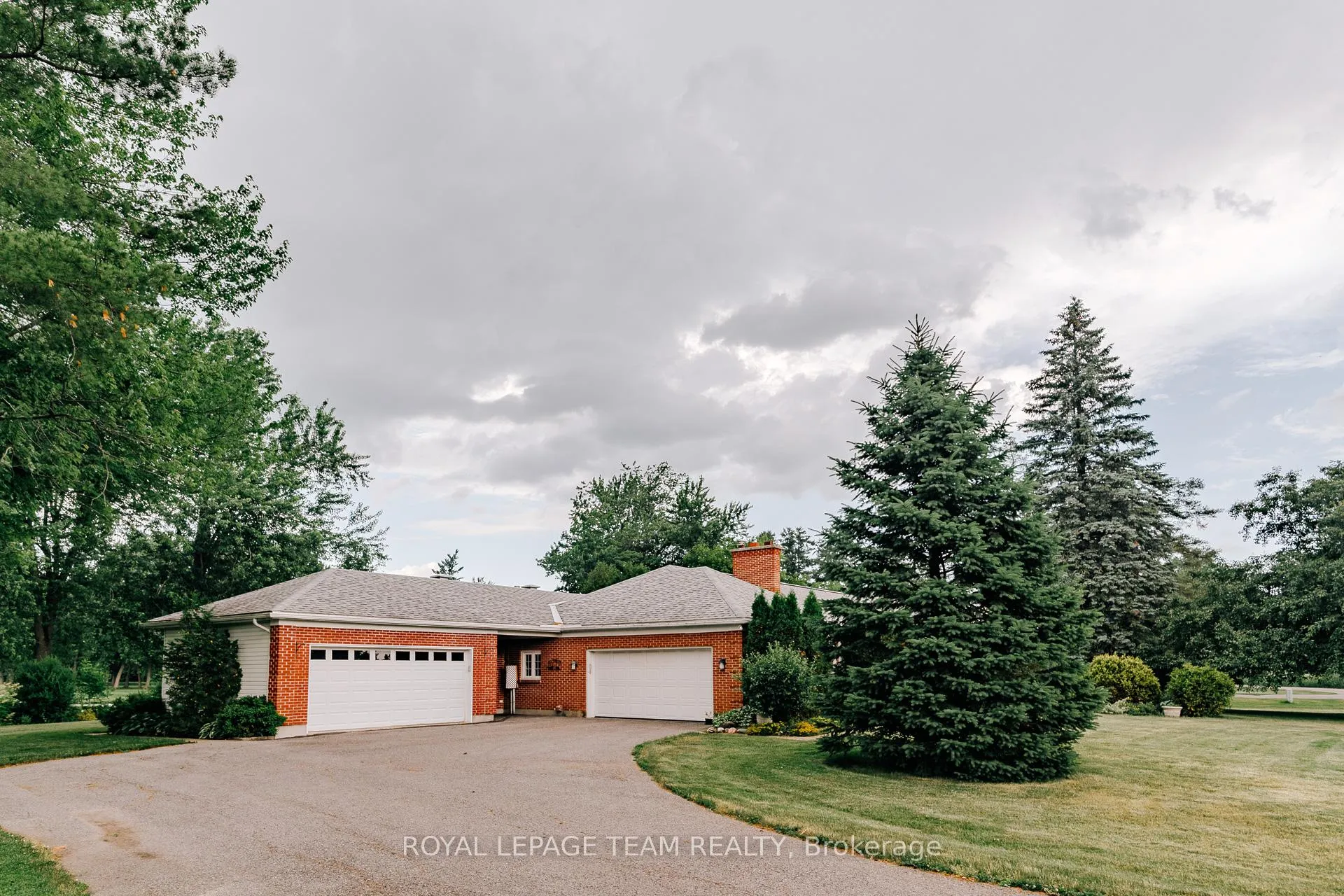 Photo 3 of 1231 Fairway Drive, Ottawa, Manotick South to Roger Stevens — HOMEH