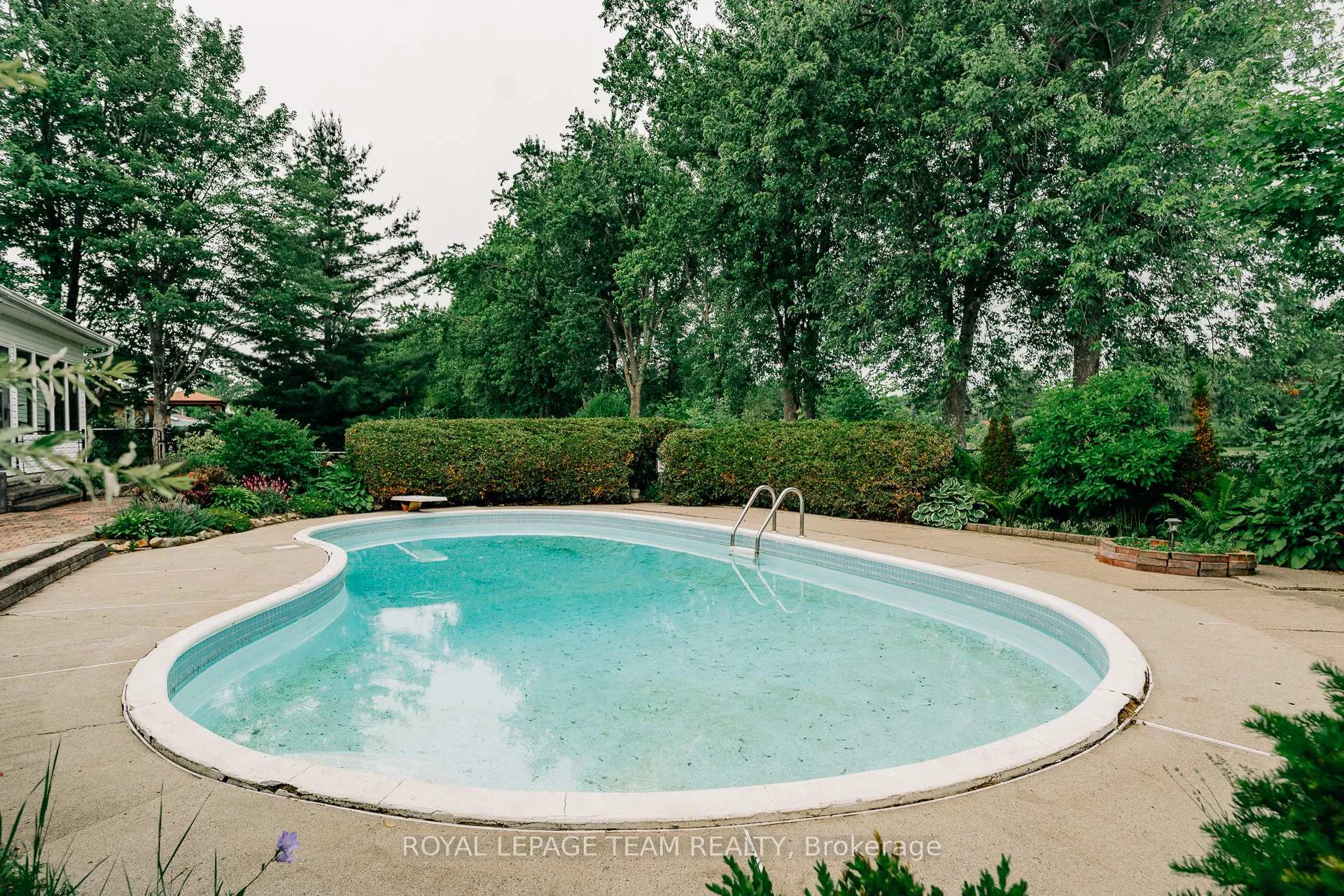 Photo 17 of 1231 Fairway Drive, Ottawa, Manotick South to Roger Stevens — HOMEH