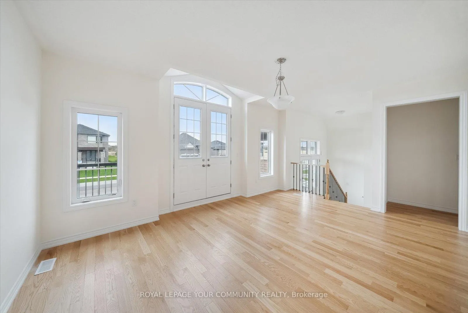 Photo 6 of 83 Sun Valley Avenue, Wasaga Beach — HOMEH