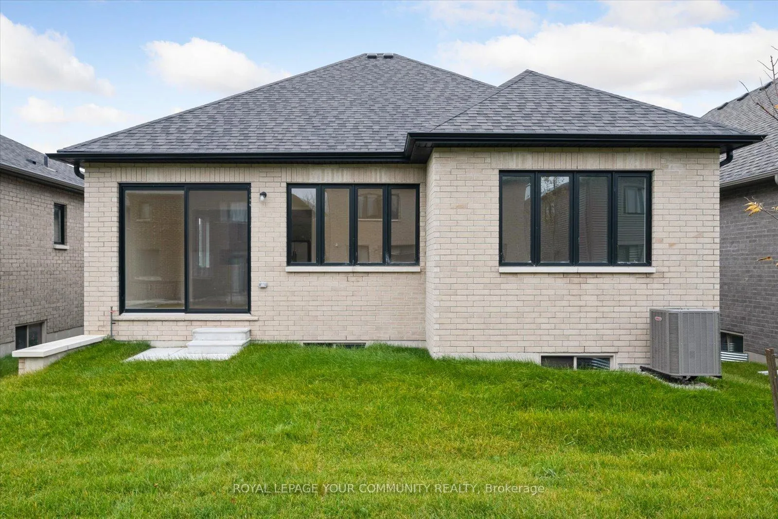 Photo 36 of 83 Sun Valley Avenue, Wasaga Beach — HOMEH
