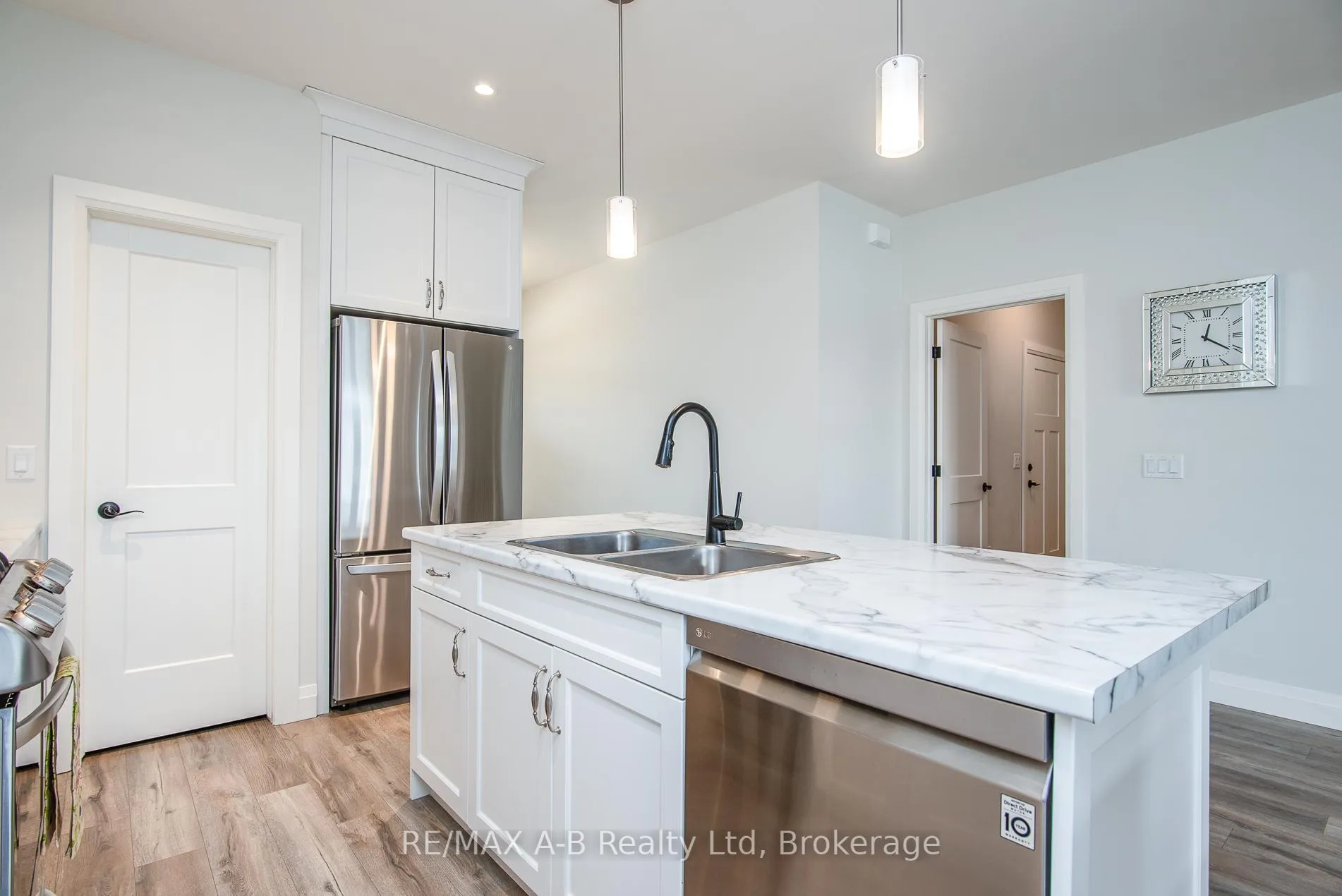 Photo 27 of 158 Ridgewood Crescent, St. Marys — HOMEH