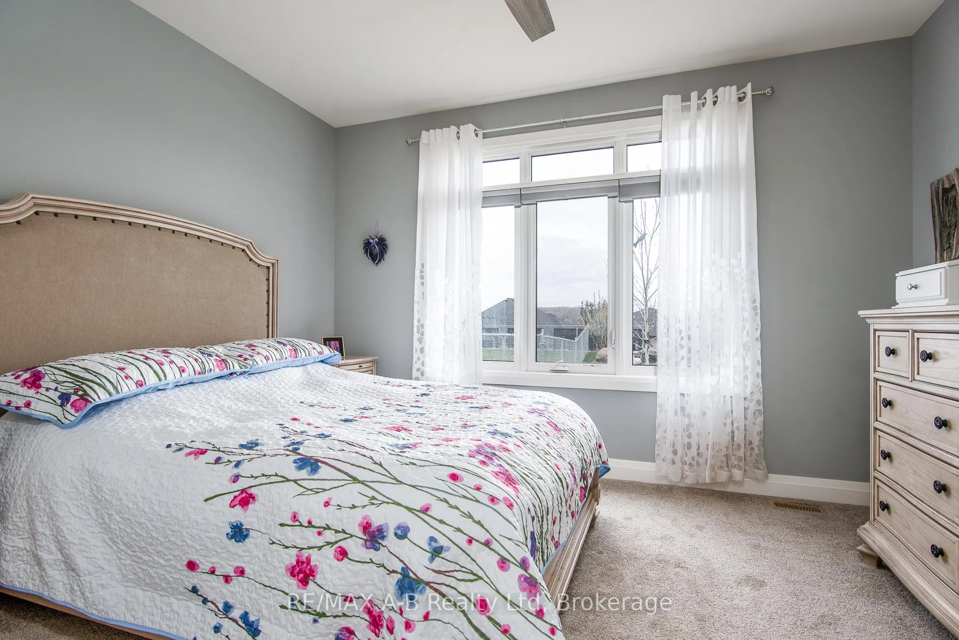Photo 32 of 158 Ridgewood Crescent, St. Marys — HOMEH
