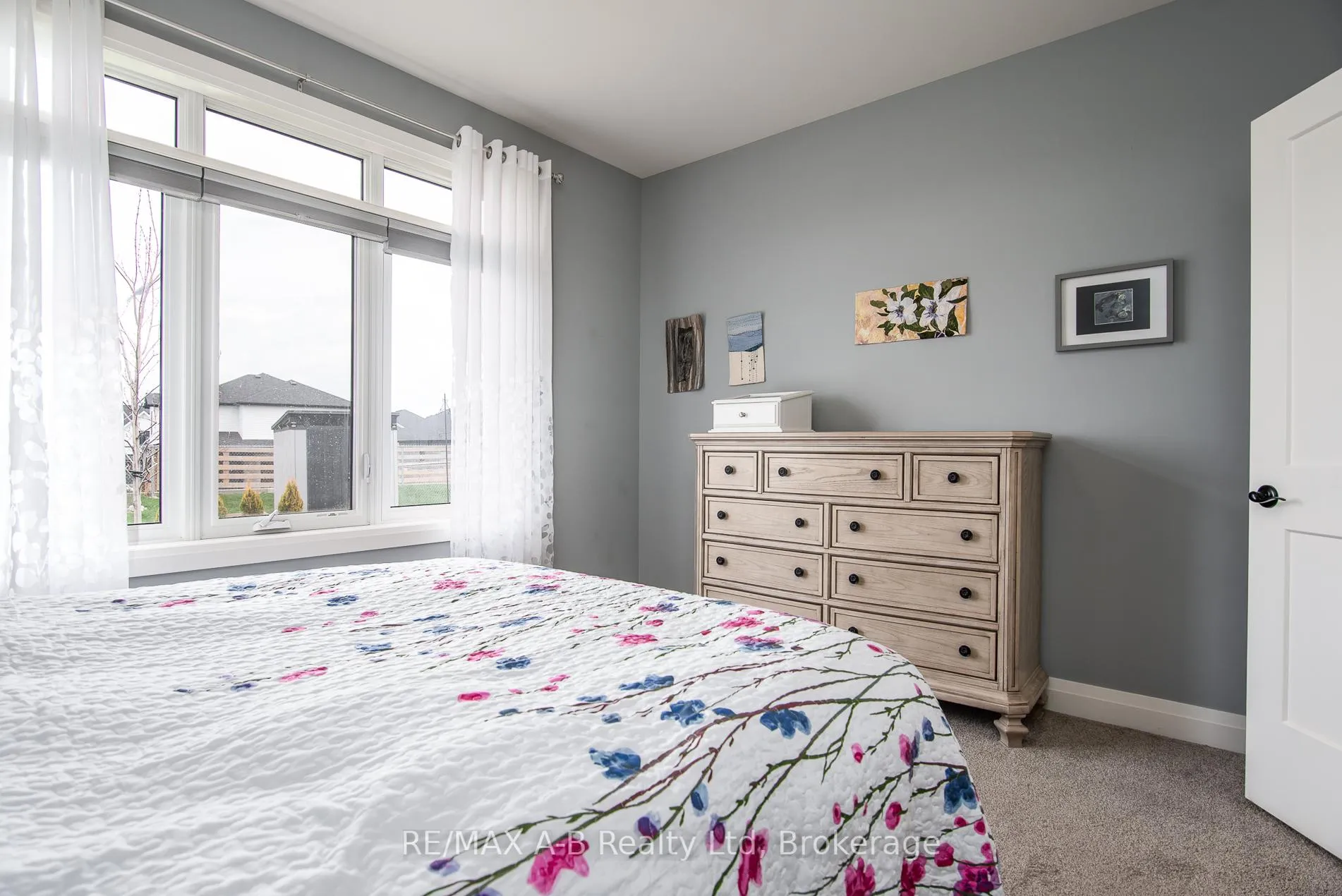 Photo 33 of 158 Ridgewood Crescent, St. Marys — HOMEH