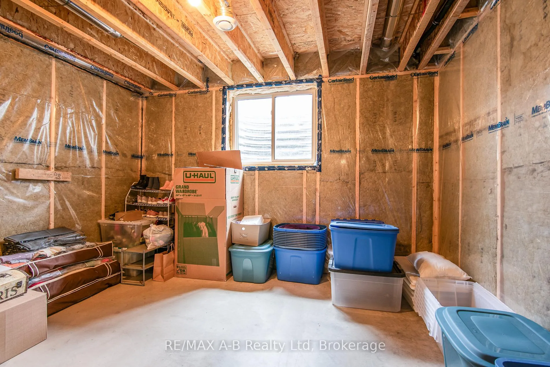 Photo 40 of 158 Ridgewood Crescent, St. Marys — HOMEH
