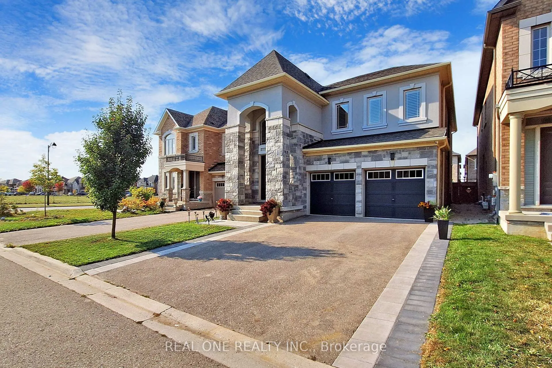 Photo 1 of 125 Joseph Hartman Crescent, Aurora, Rural Aurora — HOMEH