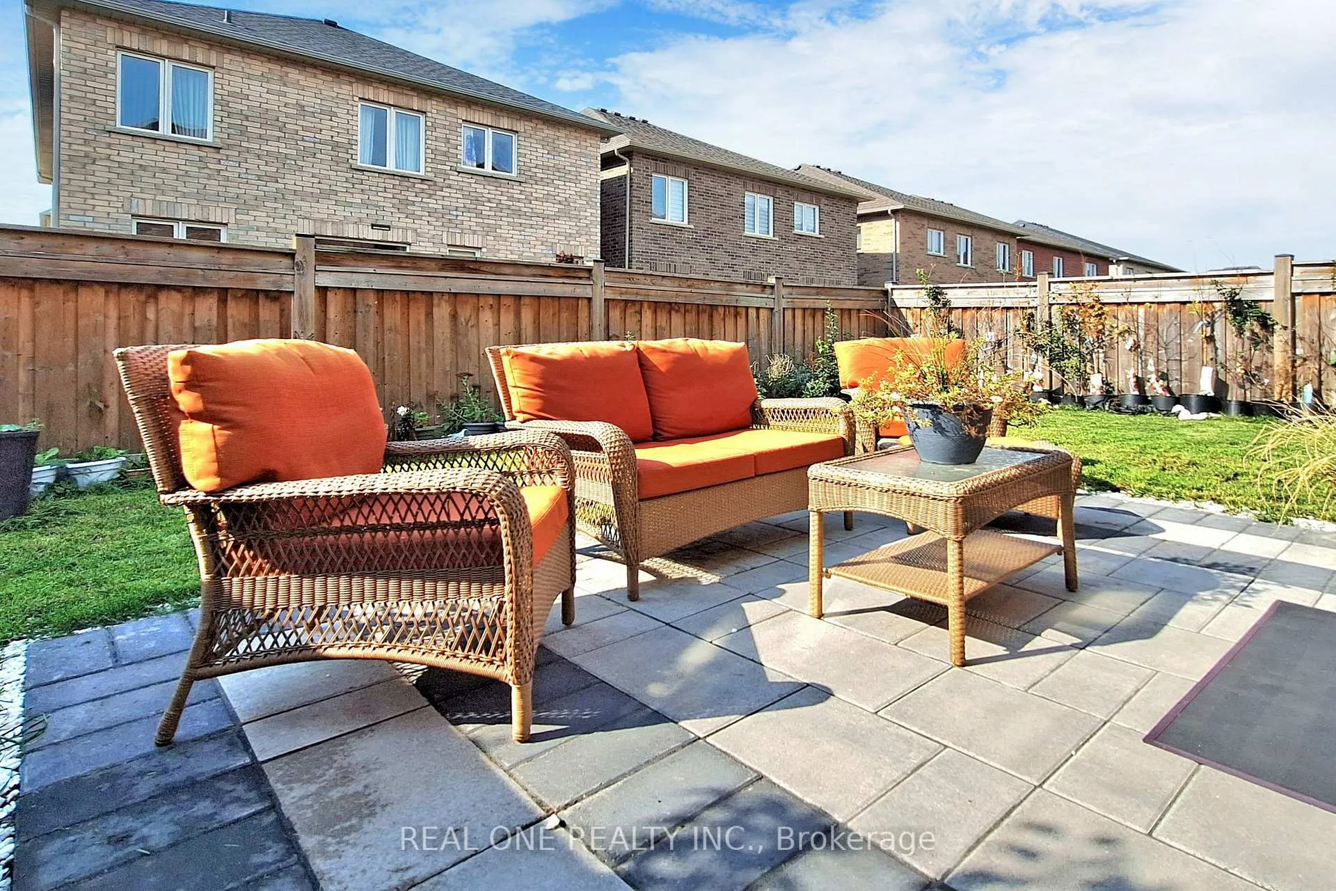 Photo 40 of 125 Joseph Hartman Crescent, Aurora, Rural Aurora — HOMEH