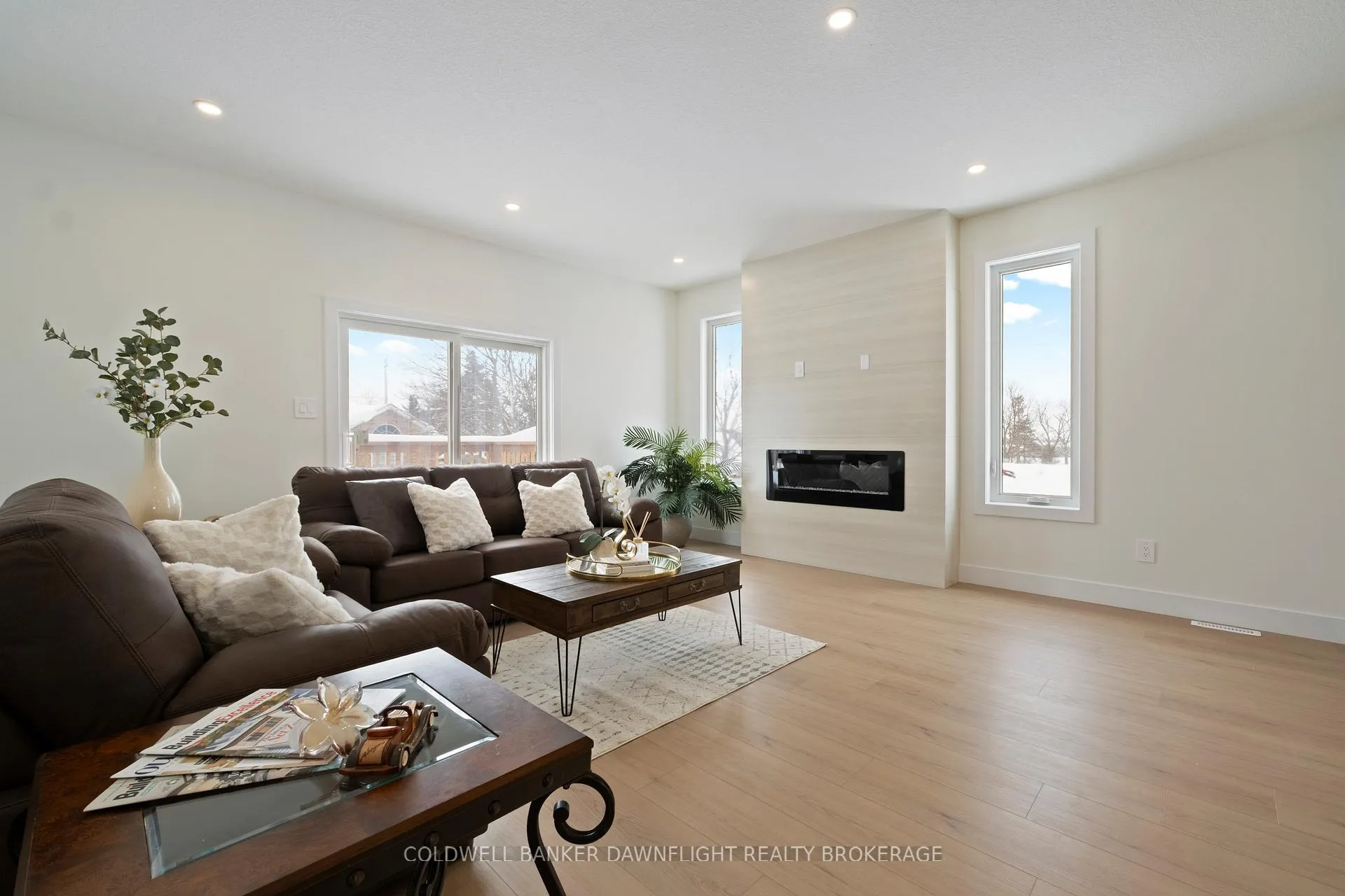 Photo 12 of 52 Moonlight Court, Central Huron, Clinton — HOMEH