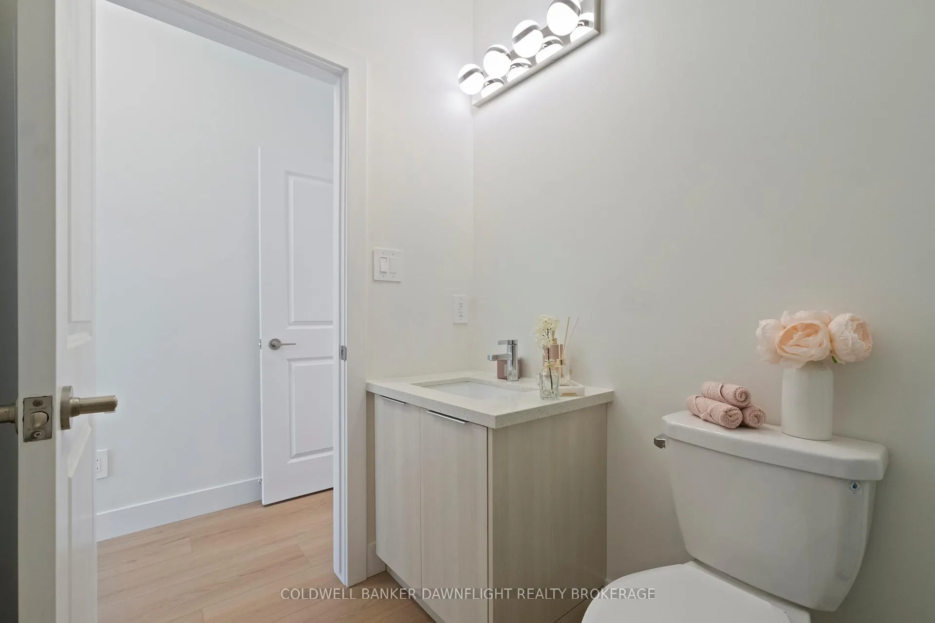 Photo 20 of 52 Moonlight Court, Central Huron, Clinton — HOMEH