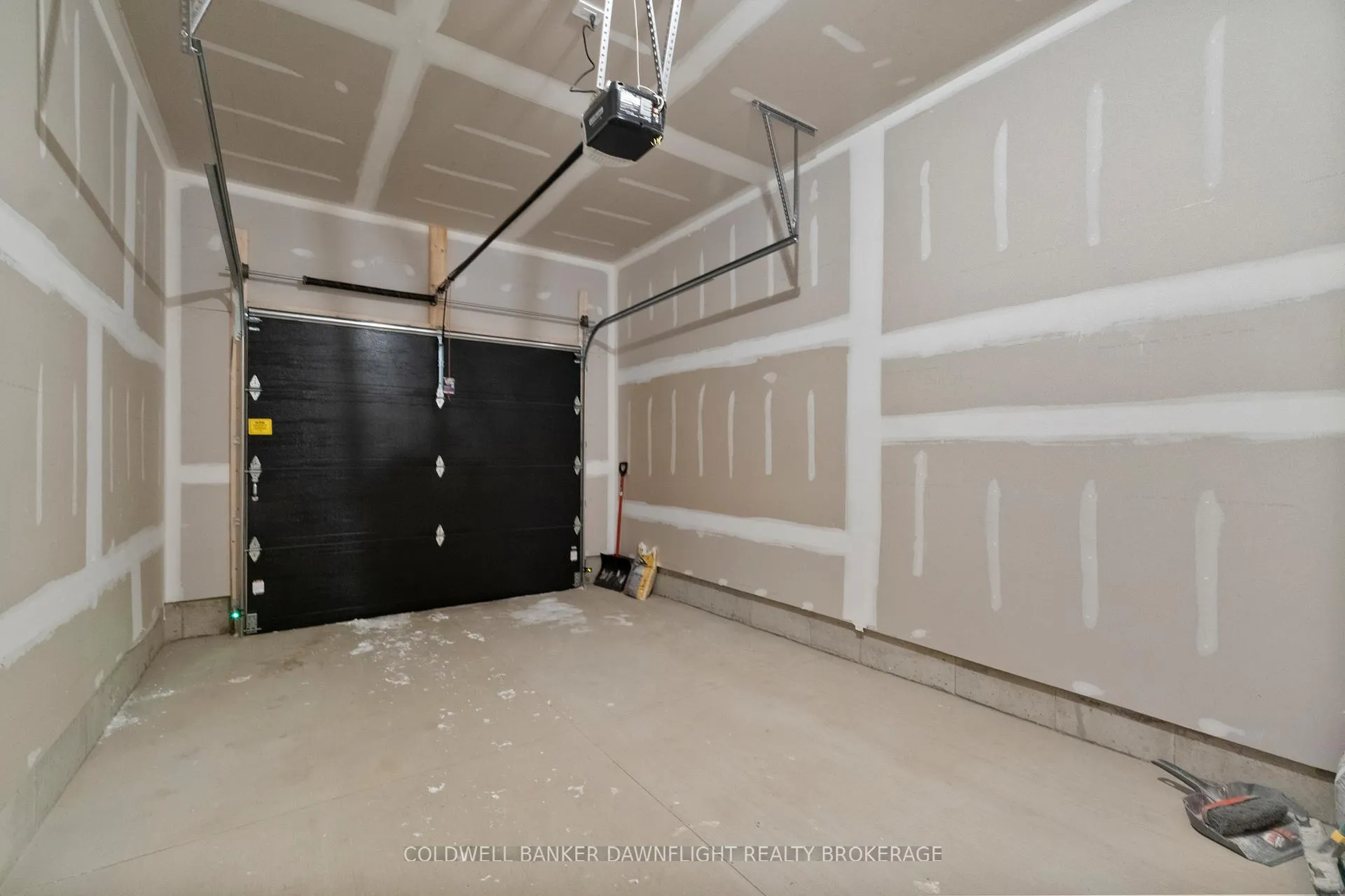 Photo 35 of 52 Moonlight Court, Central Huron, Clinton — HOMEH