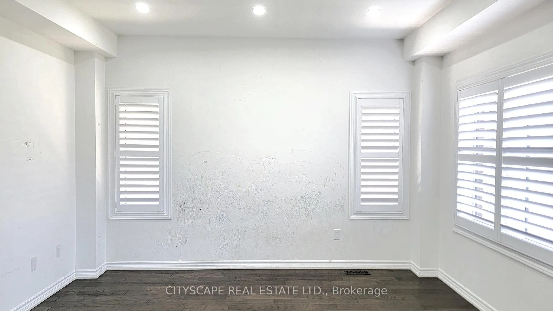 Photo 11 of 364 Van Dusen Avenue, Southgate — HOMEH
