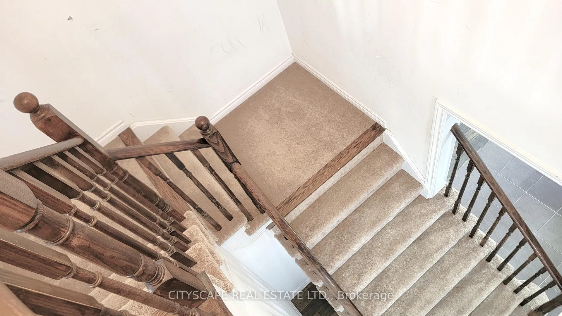 Photo 19 of 364 Van Dusen Avenue, Southgate — HOMEH