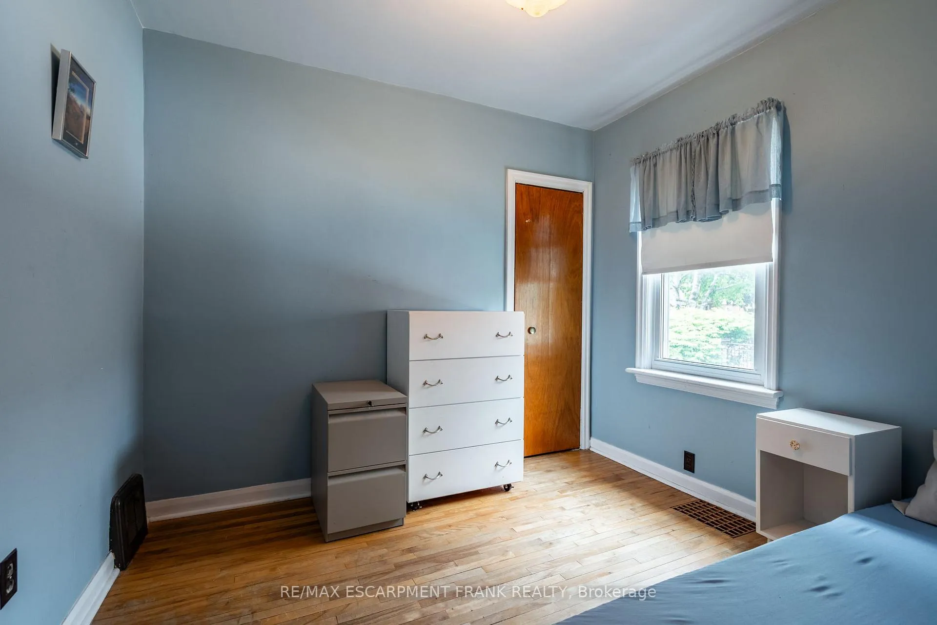 Photo 17 of 209 East 13TH Street, Hamilton, Inch Park — HOMEH