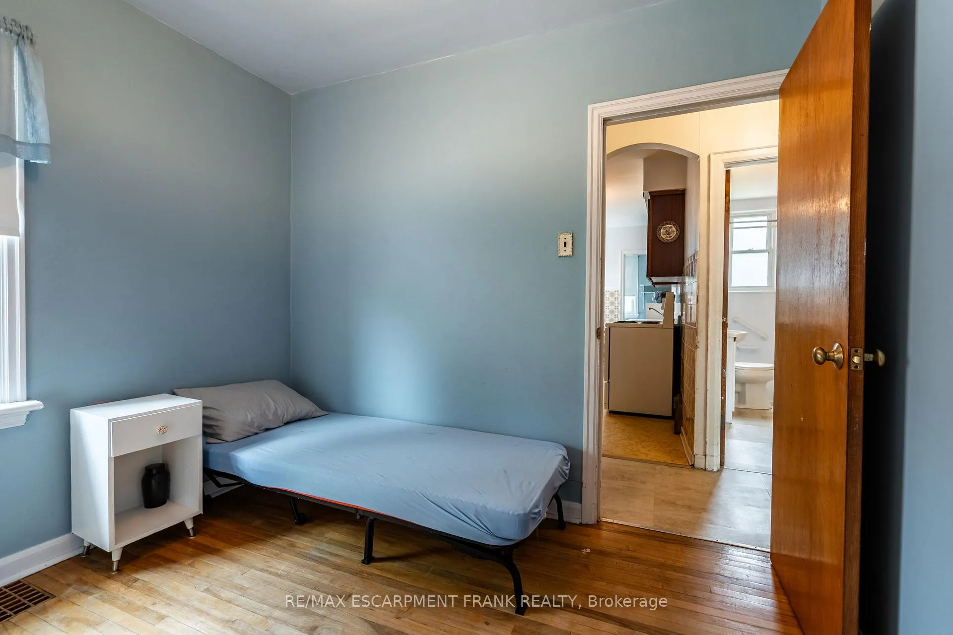 Photo 19 of 209 East 13TH Street, Hamilton, Inch Park — HOMEH