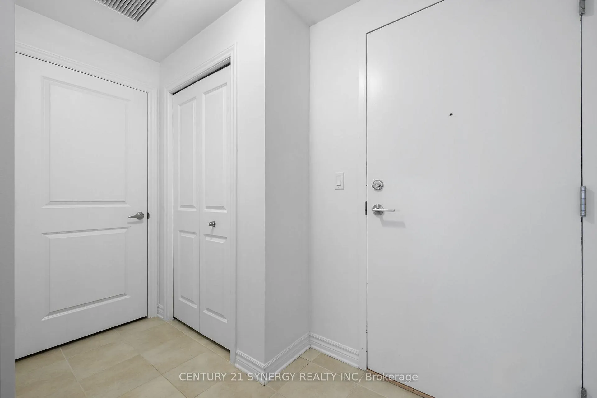 Photo 7 of Unit 414, 120 Prestige Circle, Ottawa, Chatelaine Village — HOMEH