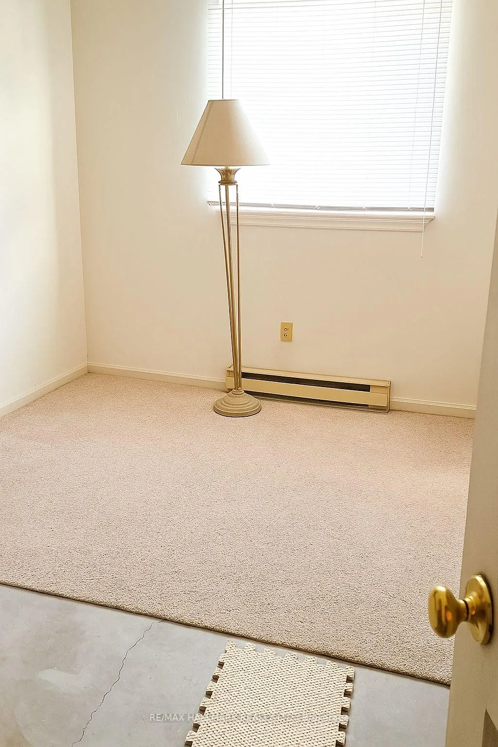 Photo 4 of Unit 401, 2 Chittim Road, Chatham-Kent, Blenheim — HOMEH