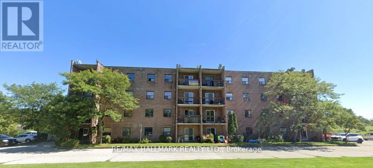 Photo 5 of Unit 401, 2 Chittim Road, Chatham-Kent, Blenheim — HOMEH