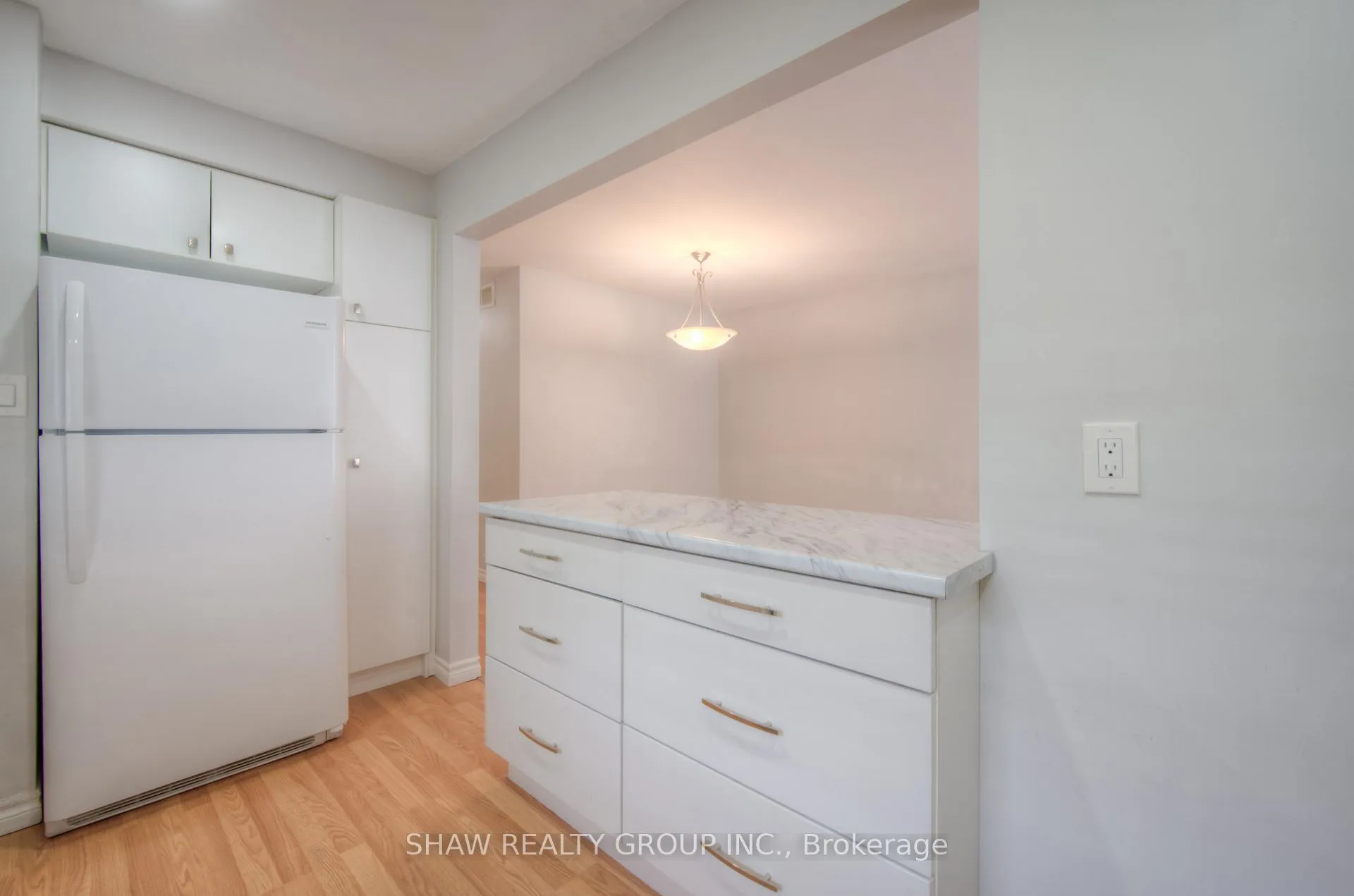 Photo 6 of 272 Bakersfield Drive, Cambridge — HOMEH