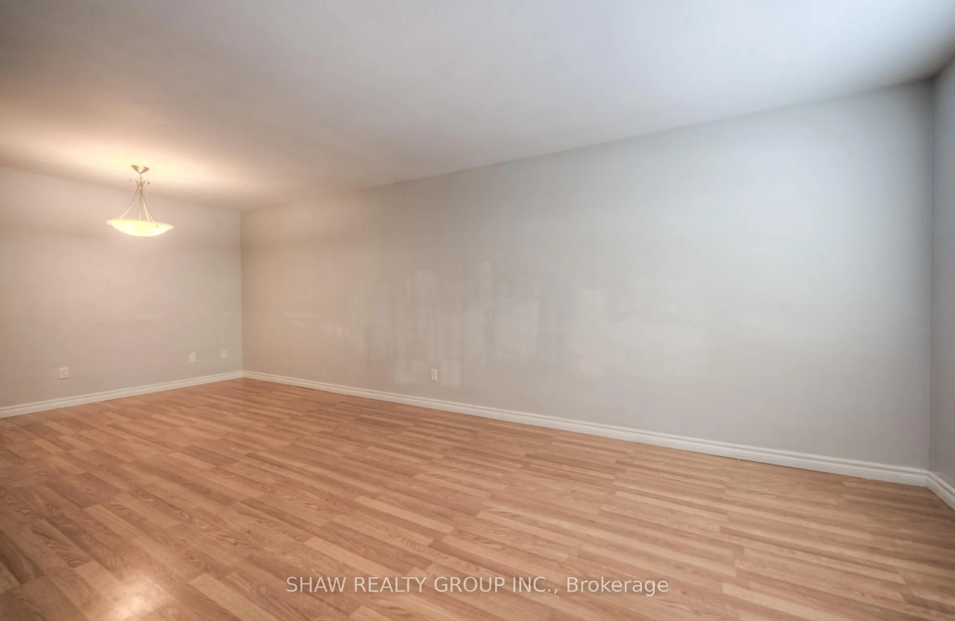 Photo 21 of 272 Bakersfield Drive, Cambridge — HOMEH
