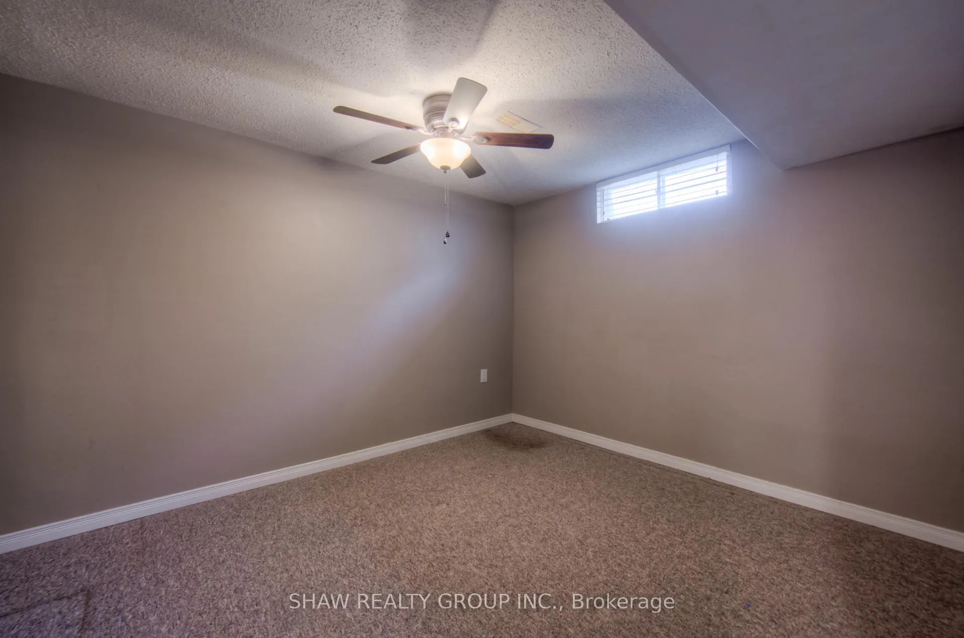 Photo 23 of 272 Bakersfield Drive, Cambridge — HOMEH