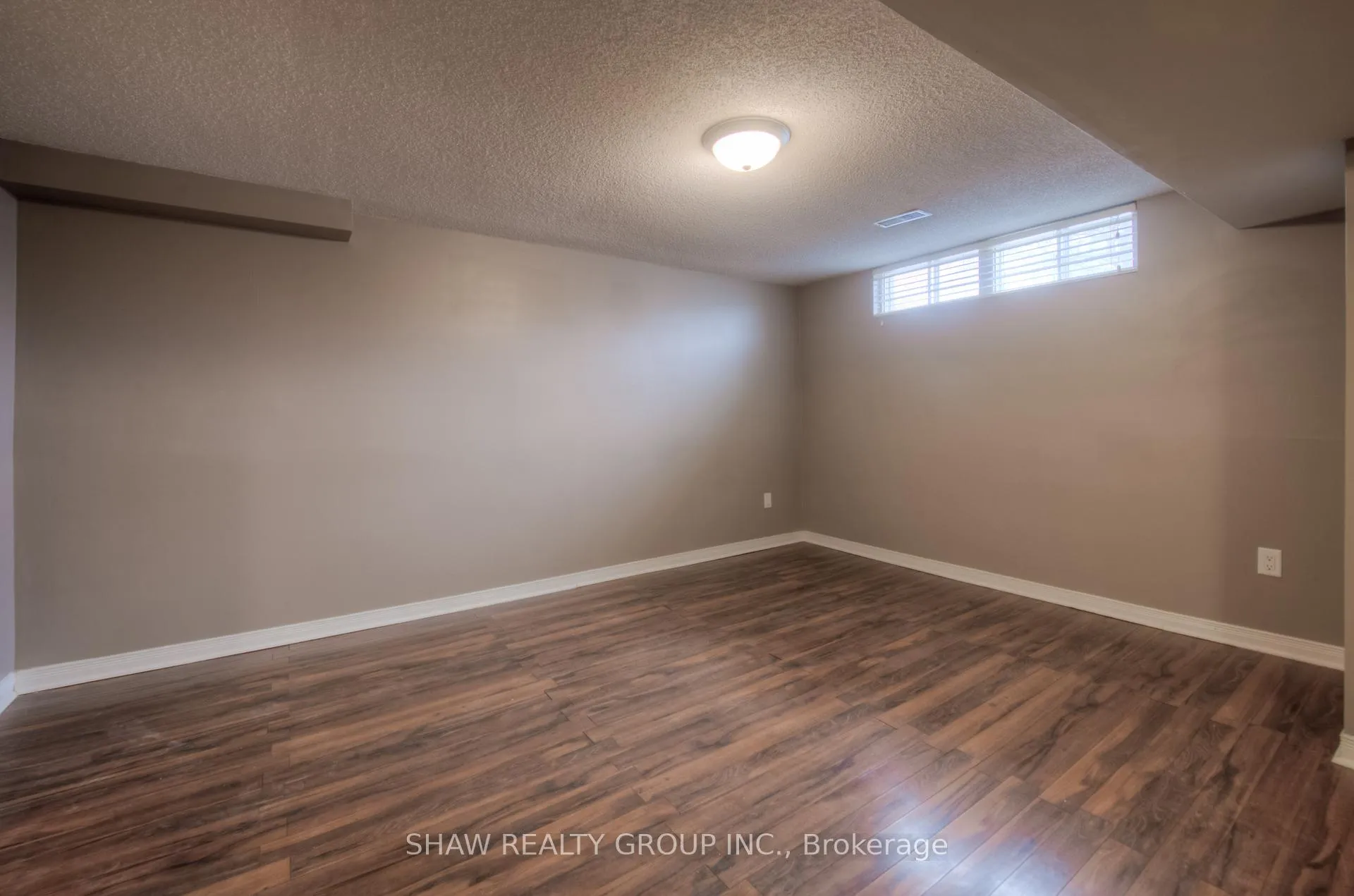 Photo 26 of 272 Bakersfield Drive, Cambridge — HOMEH
