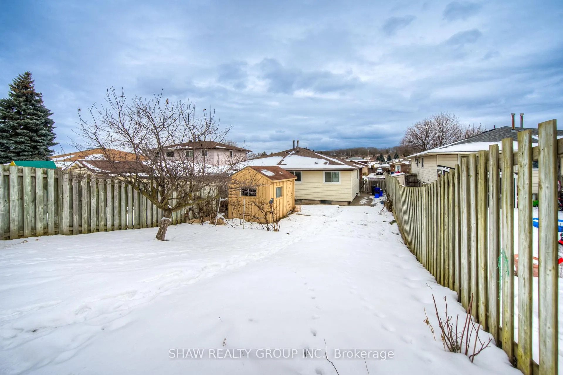 Photo 33 of 272 Bakersfield Drive, Cambridge — HOMEH