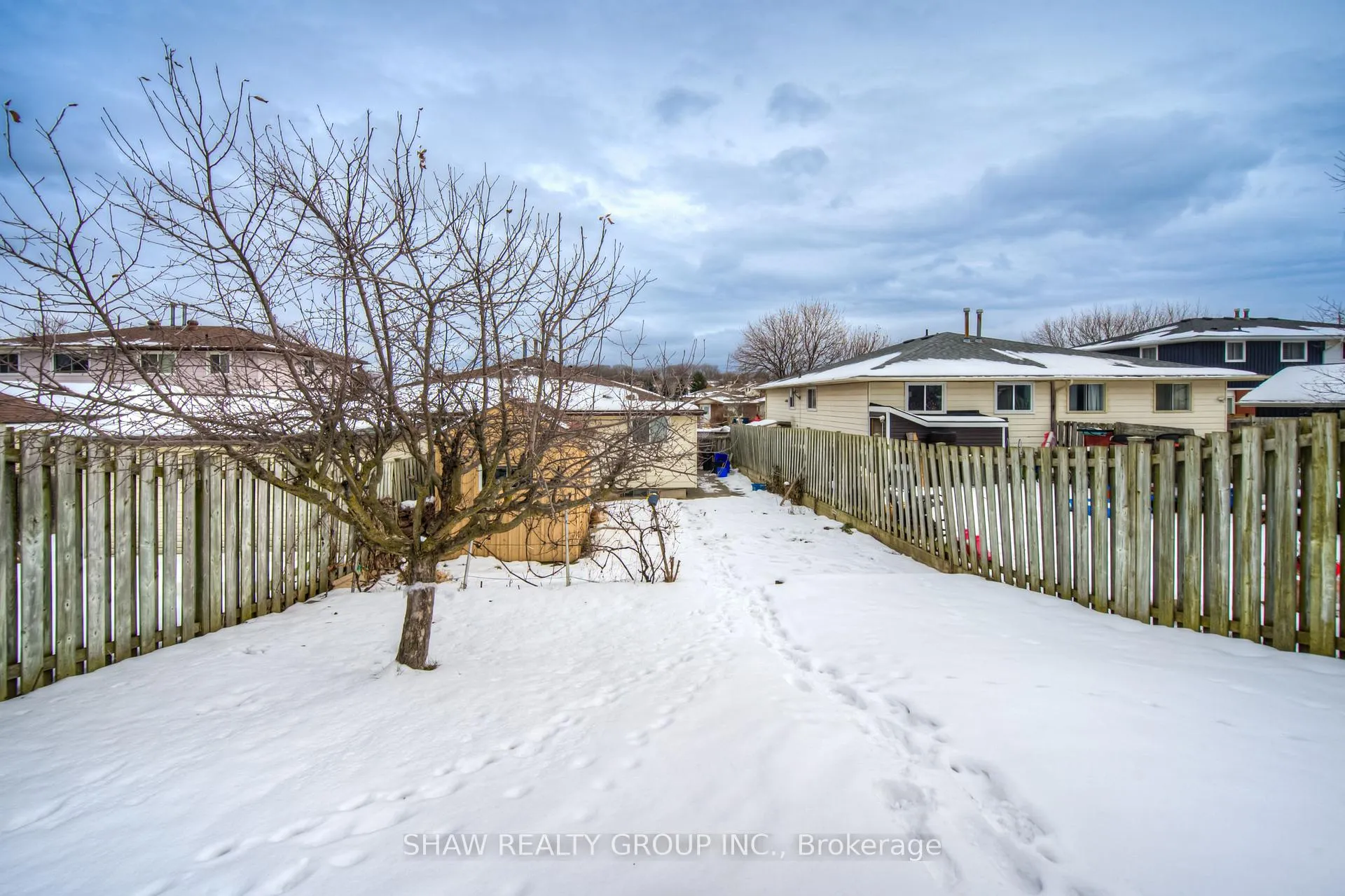 Photo 34 of 272 Bakersfield Drive, Cambridge — HOMEH