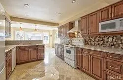 Photo 10 of 167 Lyndhurst Drive, Markham, Thornlea — HOMEH