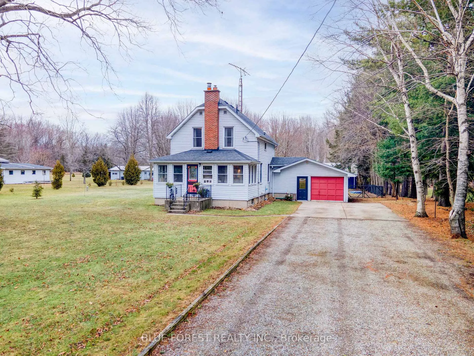 Photo 3 of 9868 Graham Road, West Elgin, West Lorne — HOMEH