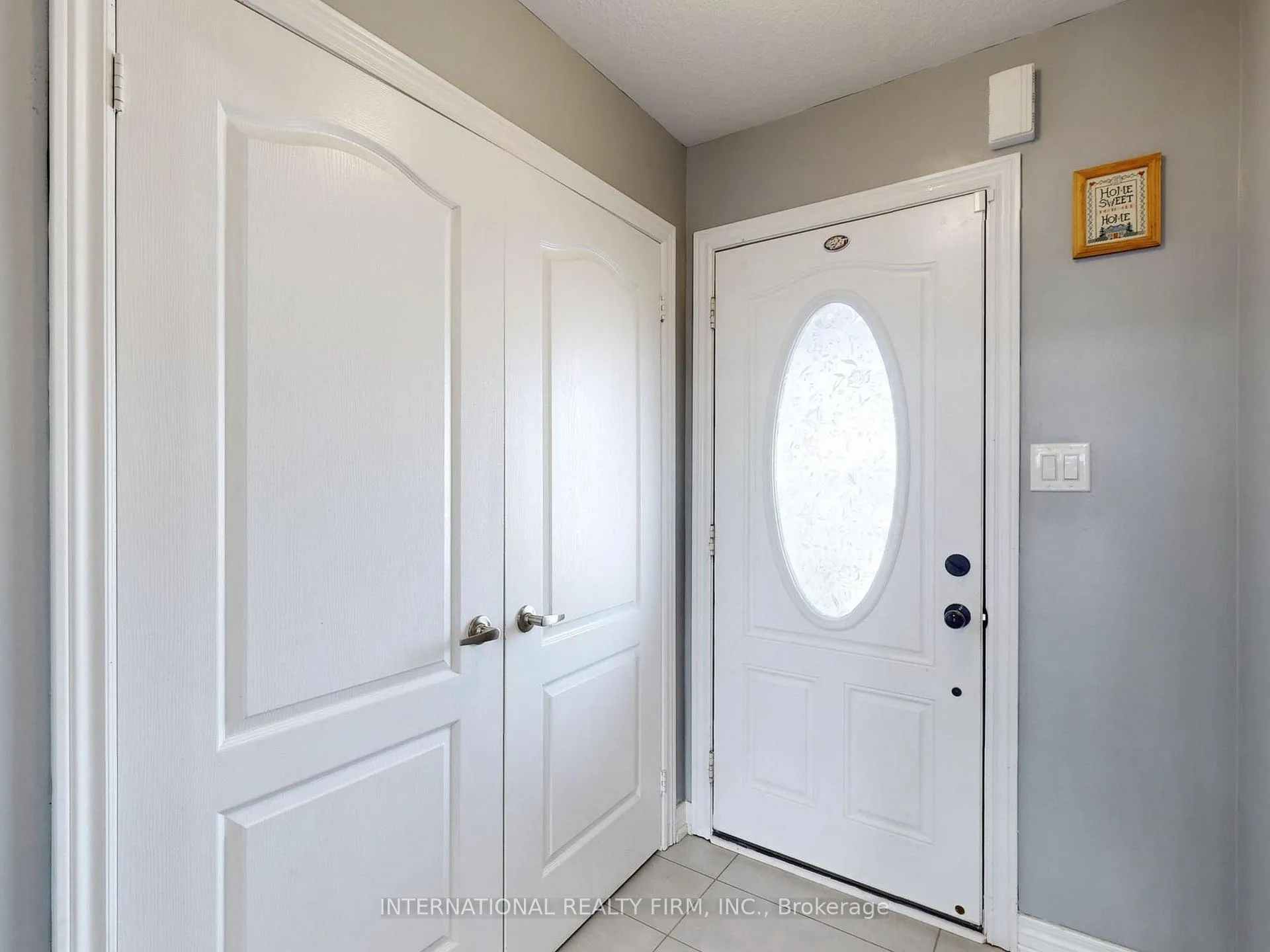 Photo 5 of 110 Swenson Street, New Tecumseth, Alliston — HOMEH