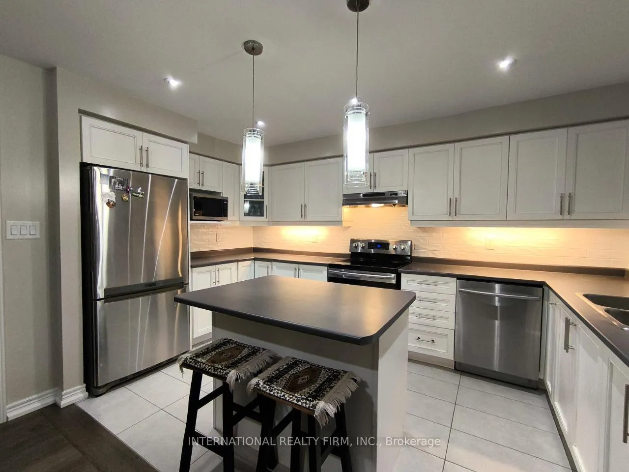Photo 14 of 110 Swenson Street, New Tecumseth, Alliston — HOMEH