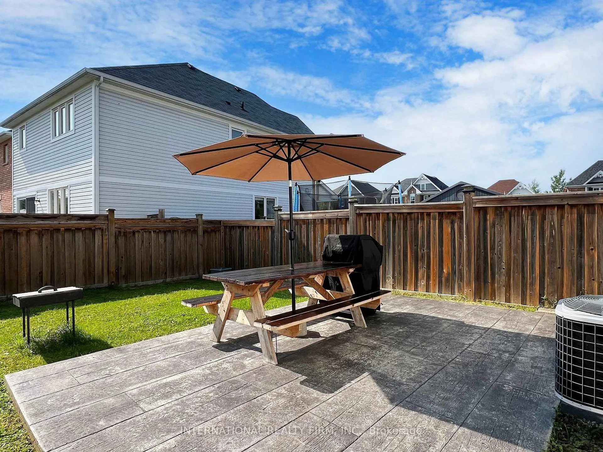 Photo 34 of 110 Swenson Street, New Tecumseth, Alliston — HOMEH
