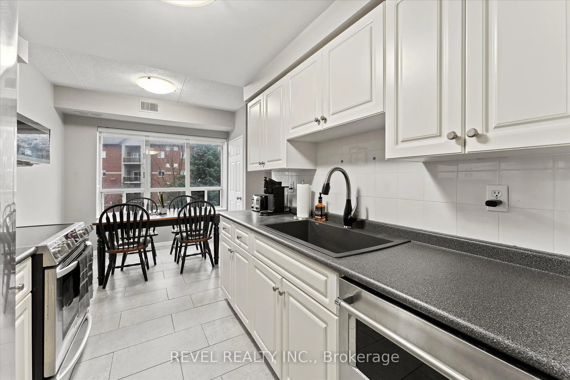 Photo 6 of Unit 304, 1885 Normandy Street, LaSalle — HOMEH