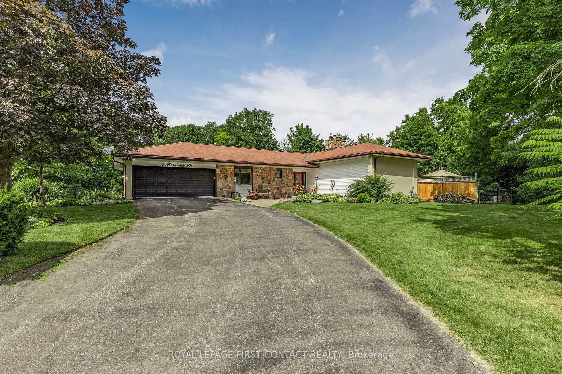 Photo 7 of 4 Brookdale Drive, Barrie, Sunnidale — HOMEH