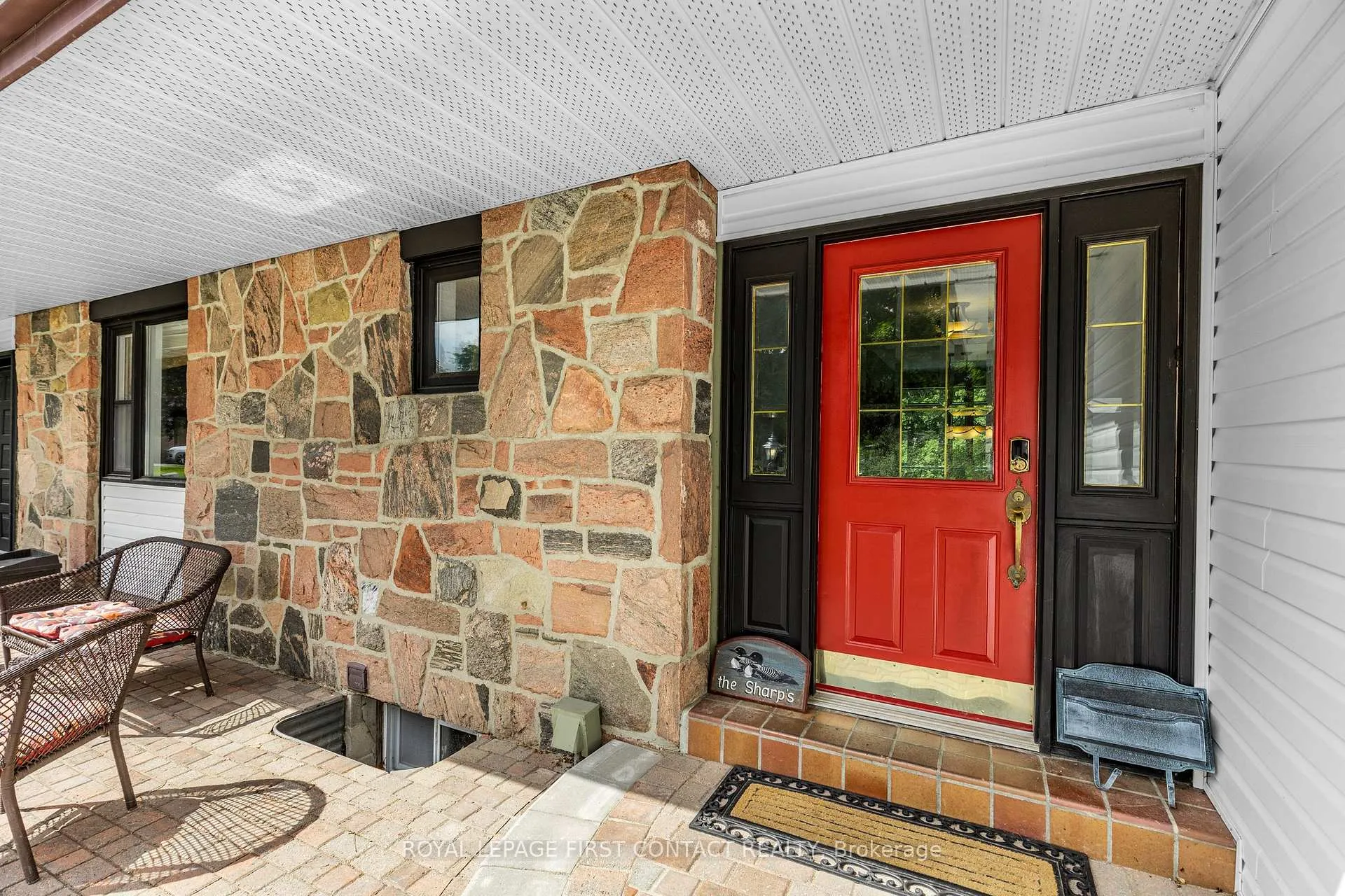 Photo 8 of 4 Brookdale Drive, Barrie, Sunnidale — HOMEH