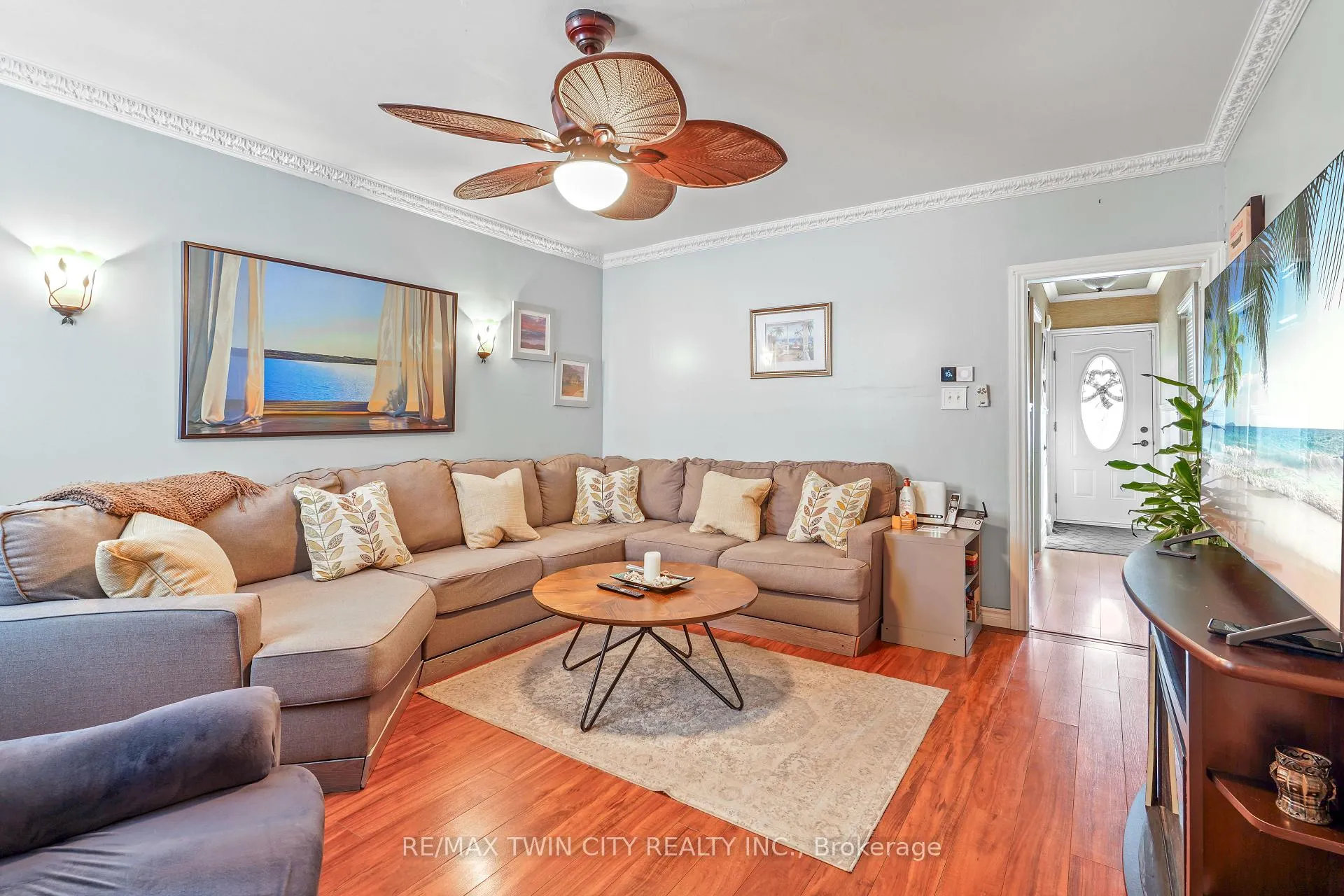 Photo 9 of 59 East Bend Avenue N, Hamilton, Crown Point — HOMEH